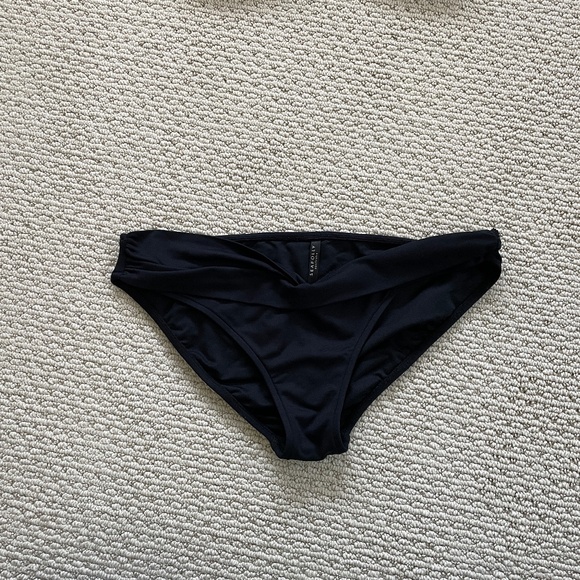 Seafolly Collective Halter Bandeau and Twist Band Hipster Bottoms Bikini Set - Picture 2 of 9